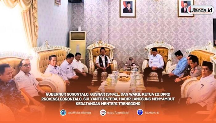Gubernur dan Wakil Ketua III DPRD Provinsi Sulyanto Pateda, Sambut Kedatangan Menteri Kelautan dan Perikanan