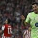 Striker Barcelona, Robert Lewandowski, merayakan gol yang dicetaknya dalam laga Liga Spanyol melawan Athletic Bilbao, Minggu (25/5/2025) di San Mames.