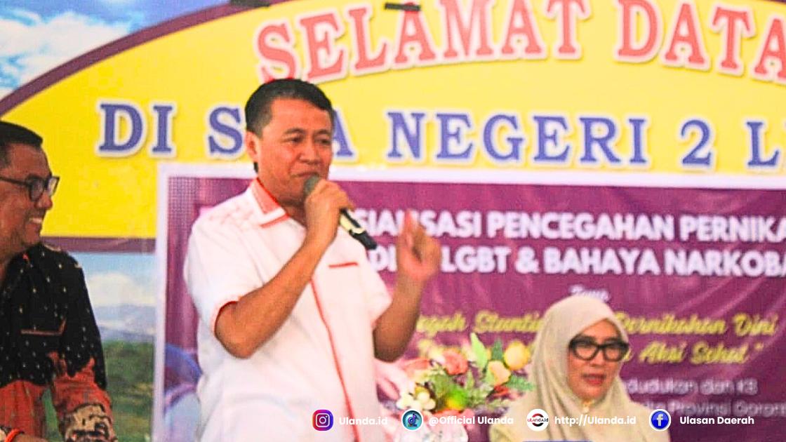 Anggota DPRD Provinsi Gorontalo, Manaf A. Hamzah, S.Pd., M.Pd., meninjau langsung pelaksanaan Sistem Penerimaan Murid Baru (SPMB) Tahun Anggaran 2025 di SMA Negeri 2 Limboto, Jumat (23/5).