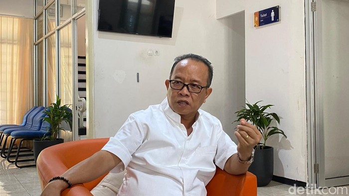 Pakar politik Undip, Dr. Nur Hidayat Sardini, S.Sos., S, H., M.Si., di Gedung Doktor Ilmu Sosial Undip, (fhoto.dok.istimewa)