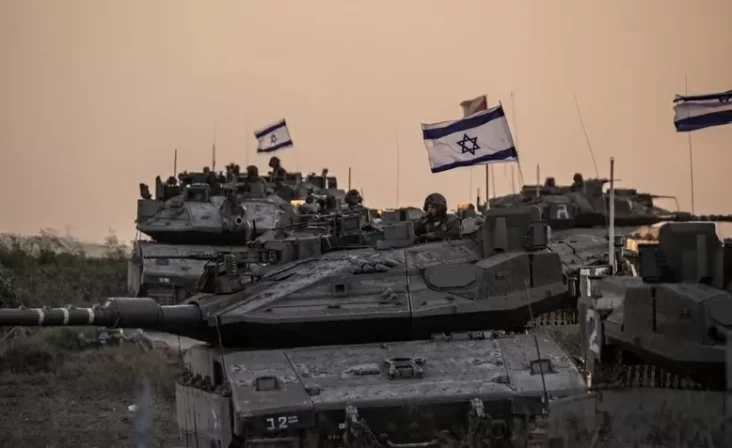 Tentara Israel resmi meluncurkan operasi militer besar-besaran setelah Donald Trump meninggalkan jazirah Arab. Foto/X/@Osint613