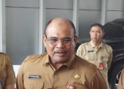Direktur Jenderal (Dirjen) Bina Administrasi Kewilayahan (Adwil) Safrizal Zakaria saat ditemui di Kantor Kementerian Dalam Negeri, Selasa (6/5/2025).(KOMPAS.com/FIRDA JANATI) Artikel ini telah tayang di Kompas.com dengan judul "Kemendagri Akan Pertemukan Gubernur Aceh dan Sumut soal Peralihan 4 Pulau", Klik untuk baca: https://nasional.kompas.com/read/2025/06/12/05210061/kemendagri-akan-pertemukan-gubernur-aceh-dan-sumut-soal-peralihan-4-pulau. Kompascom+ baca berita tanpa iklan: https://kmp.im/plus6 Download aplikasi: https://kmp.im/app6