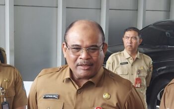 Direktur Jenderal (Dirjen) Bina Administrasi Kewilayahan (Adwil) Safrizal Zakaria saat ditemui di Kantor Kementerian Dalam Negeri, Selasa (6/5/2025).(KOMPAS.com/FIRDA JANATI) Artikel ini telah tayang di Kompas.com dengan judul "Kemendagri Akan Pertemukan Gubernur Aceh dan Sumut soal Peralihan 4 Pulau", Klik untuk baca: https://nasional.kompas.com/read/2025/06/12/05210061/kemendagri-akan-pertemukan-gubernur-aceh-dan-sumut-soal-peralihan-4-pulau. Kompascom+ baca berita tanpa iklan: https://kmp.im/plus6 Download aplikasi: https://kmp.im/app6