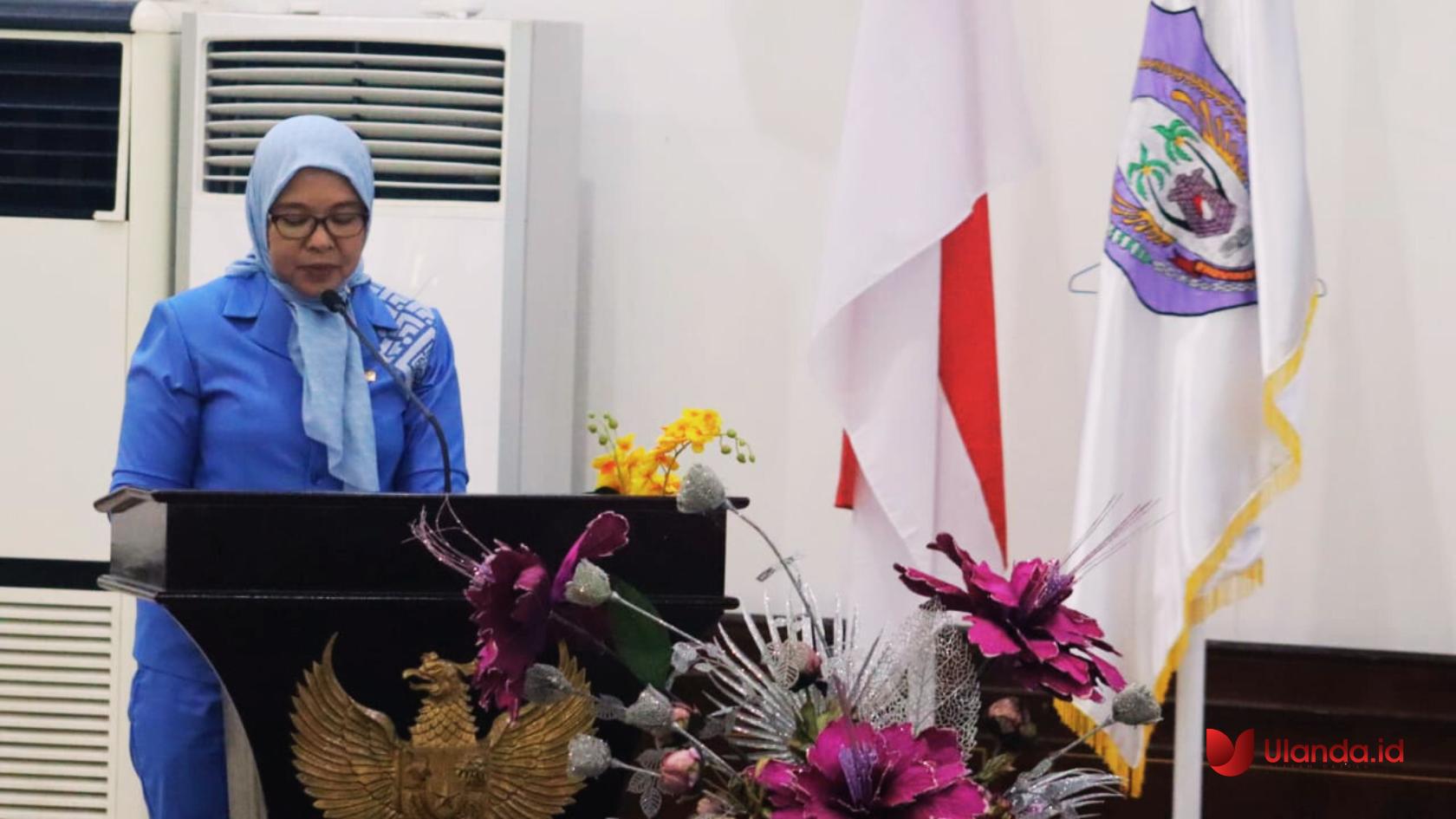 Femmy Kristina Udoki Juru Bicara fraksi manat bangsa (fhoto: dok.humas)