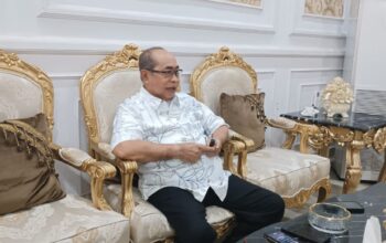 Walikota gorontalo Adhan Dambea
