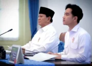 Wakil Presiden RI Gibran Rakabuming Raka mendapampingi Presiden Prabowo Subianto, saat sidang perdana kabinet. (Foto: instagram)