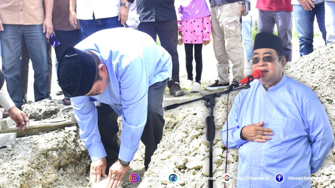 Walikota Gorontalo Hi. Adhan Dambea saat melakukan peletakan batu pertama pembangunan masjid Al Adha 12 di kota utara. Minggu, 1 Juni 2025. (fhoto:dok.humas)