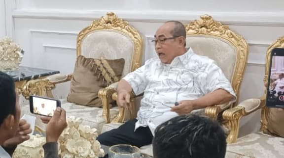Wali Kota Gorontalo Adhan Dambea (Fhoto: Dok. Ulanda.if)