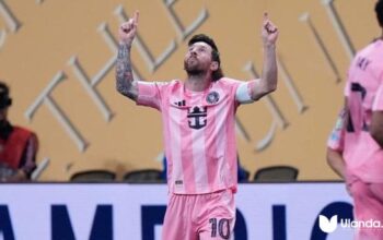 Bintang Inter Miami Lionel Messi melakukan selebrasi usai mencetak gol dalam laga Grup A Piala Dunia Antarklub melawan Porto, Jumat, 20 Juni 2025. (c) AP Photo/Mike Stewart