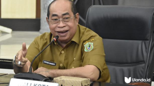 Wali kota Gorontalo Adhan Dambea (fhoto:dok.ulanda)