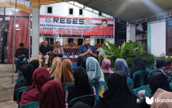 Hamzah Muslimin saat melakukan reses dikelurahan libuo, selasa, 24/06. (fhoto:dok.ulanda)