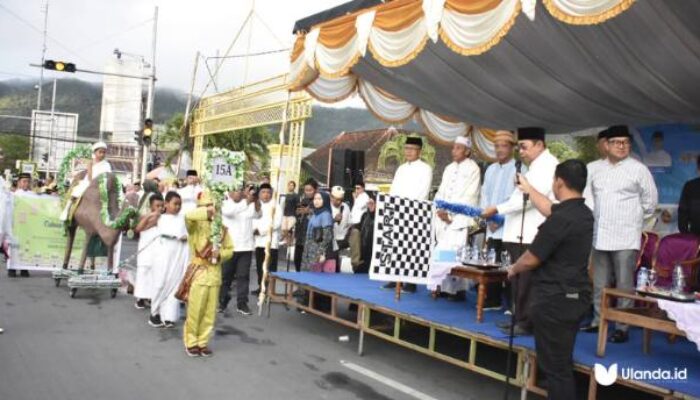 Wali Kota Gorontalo Lepas Pawai 1 Muharram 1447 H, Ajak Warga Maknai Tahun Baru Islam