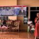 Aleg dprd provinsi gorontalo Femmy Udoki saat reses di desa olele, kabila bone, Senin, 30/06 (foto: dok. Ulanda.id)