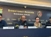 Konfrensi pers kasus tewasnya diplomat muda Kementerian Luar Negeri (Kemlu), Arya Daru Pangayunan atau ADP (39) di Polda Metro Jaya, Selasa (29/7/2025) (Liputan6.com/Ady Anugrahadi)