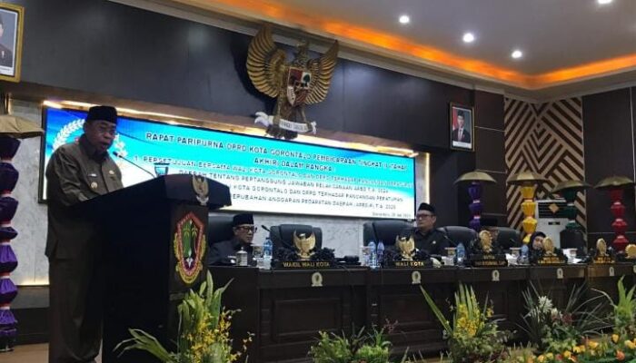 Ogah Dipuji, Adhan Dambea Minta DPRD Kritisi Pemerintahannya