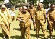 Wali Kota Gorontalo, Adhan Dambea mengunjungi Lapangan 11 Maret, Kelurahan Buladu, Kecamatan Kota Barat. (Foto: Humas Pemkot Gorontalo)