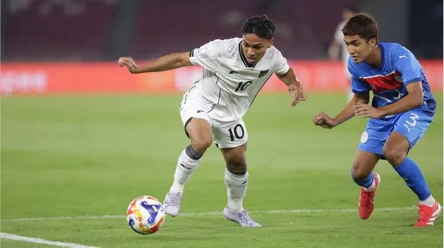 Timnas Indonesia U-23 saat melawan Filipina pada lanjutan Grup A Piala AFF U-23 2025 di Stadion Utama Gelora Bung Karno, Jakarta, Jumat (18/7/2025). (Liputan6.com/Helmi Fithriansyah)