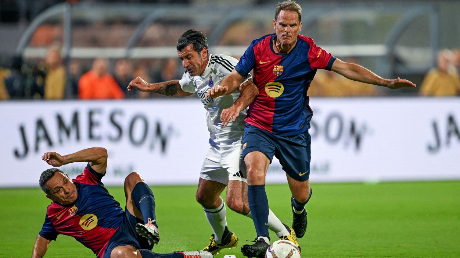 El Clasico Siap Mengguncang GBK: Para Legenda Real Madrid & Barcelona Bertarung Di Jakarta!