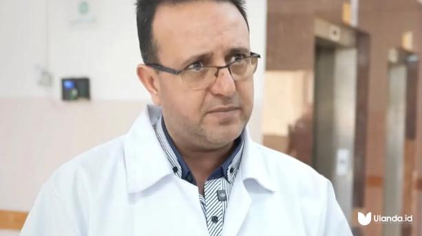 Direktur Rumah Sakit Indonesia di Gaza, Dr. Marwan Al-Sultan yang tewas akibat serangan zionis israel (ulanda.id)