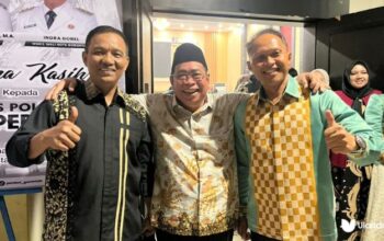 Wali Kota Adhan Dambea (tengah) bersama kapolres gorontalo kota lama dan baru pada acara pisah sambut kapolres, Minggu, 6 juni 2025 (foto : Ist / Ulanda.id)