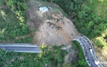 Longsor Tutup Jalur Trans Sulawesi di Bone Bolango, Akses Terhambat Total