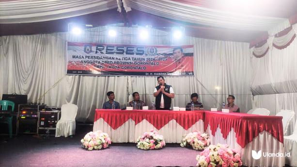 Hamzah Muslimin saat Reses terakhirnya di kelurahan liluwo kecamatan kota tengah, Senin, 30/06 (Foto:dok. Ulanda.id)