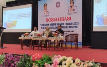 Anggota Komisi I DPRD Provinsi Gorontalo, Umar Karim, menghadiri kegiatan Sosialisasi Peraturan Daerah Nomor 1 Tahun 2025 tentang Penyelenggaraan Kearsipan yang digelar di Grand Palace Convention Center, Kota Gorontalo, pada Selasa (5/8/2025) (Foto:Ist/Ulanda.id)