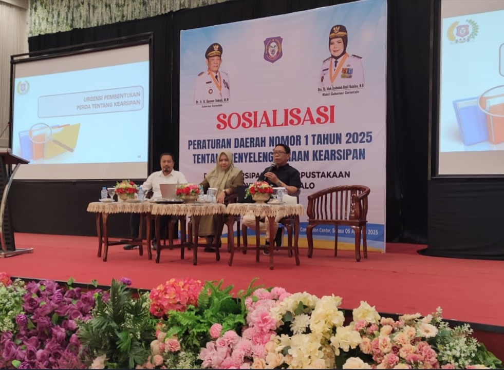 Anggota Komisi I DPRD Provinsi Gorontalo, Umar Karim, menghadiri kegiatan Sosialisasi Peraturan Daerah Nomor 1 Tahun 2025 tentang Penyelenggaraan Kearsipan yang digelar di Grand Palace Convention Center, Kota Gorontalo, pada Selasa (5/8/2025) (Foto:Ist/Ulanda.id)