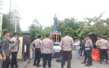 Aliansi Mahasiswa dan Pemuda Peduli Gorontalo Gelar Aksi Di Polres Bone Bolango