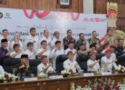 Wakil Gubernur Gorontalo, Idah Syahidah Rusli Habibie, bersama gubernur dan wakil gubernur saat foto bersama Menko pangan Zulkifli Hasan-Foto:ADC/Ulanda.id