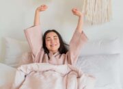 Ilustrasi bangun tidur (Foto: Freepik)/Ulanda.id