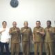Wakil Bupati Risman Tolingguhu saat menerima audiensi Kepala SMA Negeri 1 Kabila, Yusman Yusuf Ekie dan panitia pelaksana Milad SMA Negeri 1 Kabila, di Ruang Kerja Wakil Bupati, Selasa (19/8/2025). (F.Indra-Tim Redaksi)/Ulanda.id