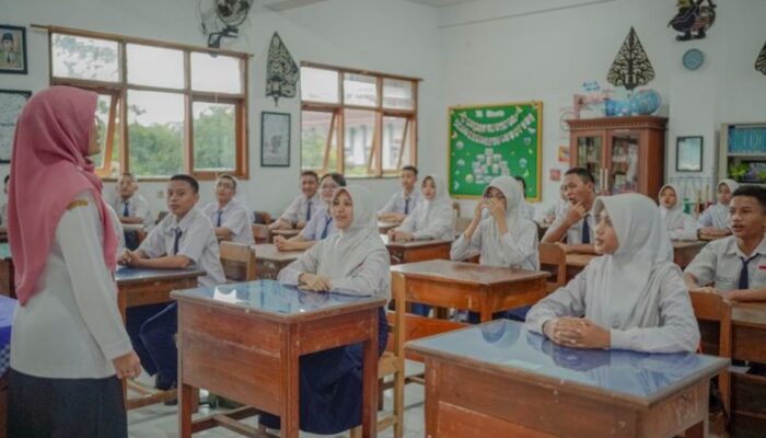 Anggaran Pendidikan 2026 Rp 757,8 Triliun, P2G Tagih Janji Prabowo