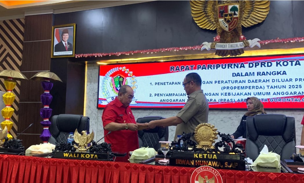 Dewan Perwakilan Rakyat Daerah (DPRD) Kota Gorontalo menggelar rapat paripurna dalam rangka penetapan Rancangan Peraturan Daerah (Ranperda) di luar Program Pembentukan Peraturan Daerah (Propemperda) Tahun 2025/Ulanda.id