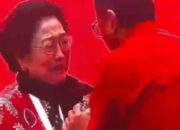 Megawati menangis haru saat Hasto tiba - tiba hadir pada Kongres Pdip di Bali (Foto: Dok/Ulanda.id)