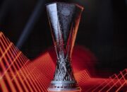 Trofi Liga Europa (Foto: UEFA)/Ulanda.id