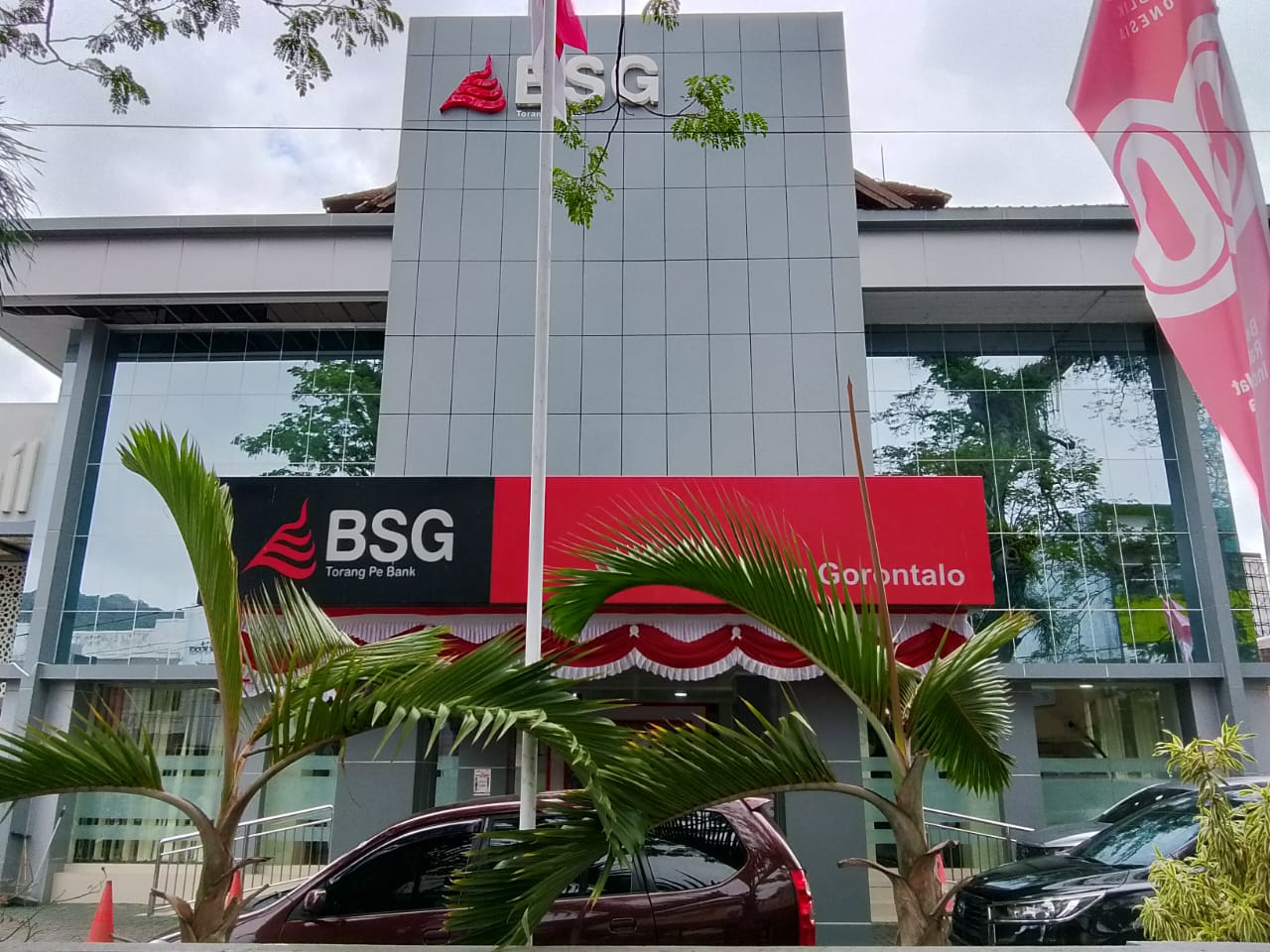 Suasana Aktivitas Bank Sulutgo, Rabu, (20/8)/Ulanda.id