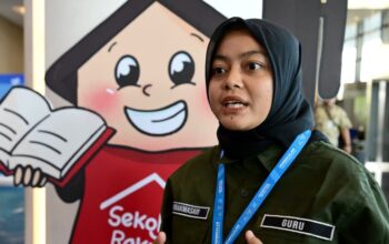 Nurakmasari, guru dari SRMA 26 Makassar, Sulawesi Selatan. Foto: BPMI Setpres/Muchlis Jr/Ulanda.id