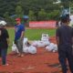Bupati Gorontalo Sofyan Puhi meninjau langsung persiapan Festival Balon Udara yang akan digelar di Lapangan Sport Center Limboto, Minggu (7/9/2025)/Ulanda.id