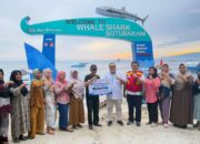 PT. Pelindo Gorontalo saat melaksanakan Program PJSL di Kawasan Objek Wisata Hui Paus Botubarani Kabupaten Bone Bolango(Foto: Bobi Riawan RRI Gorontalo)/Ulanda.id