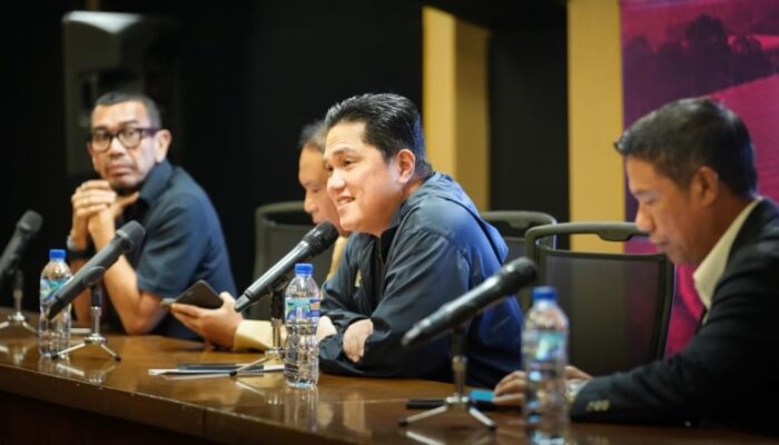 Ditanya Mundur dari Ketum PSSI, Ini Respons Erick Thohir Setelah Jadi Menpora