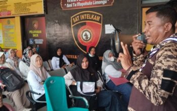 Asisten III Setdakab Gorontalo, Haris Suparto Tome, datang membawa amanah dari Bupati Sofyan Puhi/Ulanda.id