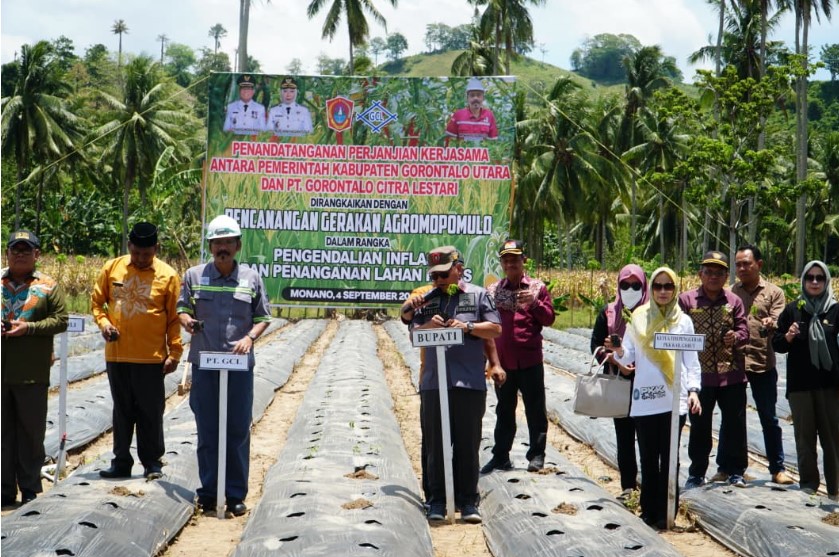 Thariq Modanggu saat menghadiri pencanangan Gerakan Agro Mopomulo di Desa Tudi, Kecamatan Monano, Kabupaten Gorontalo Utara, Kamis (4/9/2025).(Foto : Dok. Kominfo)/Ulanda.id