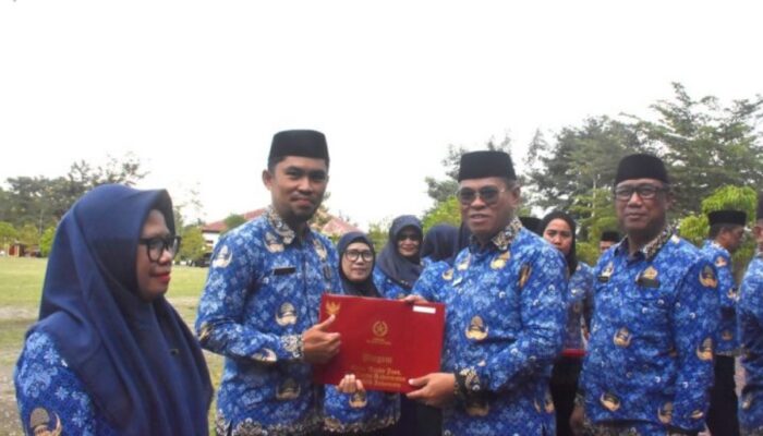 Sekda Bone Bolango Apresiasi ASN Purna Tugas, Penerima Satya Lencana, dan Kenaikan Pangkat