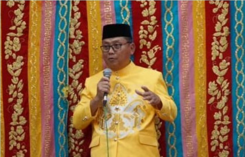 Bupati Gorontalo Utara, Thariq Modanggusaat hadir dalam peringatan Maulid Nabi di Masjid Agung Baiturrahim, Desa Moluo, Kecamatan Kwandang, Kamis, (04/09/2025). (Foto : Dok. Kominfo)/Ulanda.id