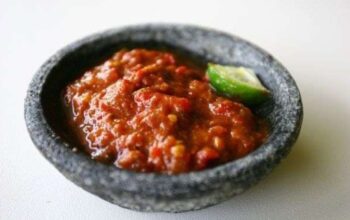 Sambal, warisan kuliner Nusantara pelengkap semua hidangan. (Foto: pinterest.com)/Ulanda.id