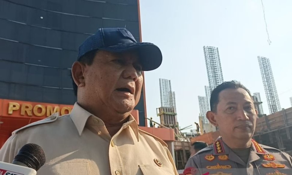 Presiden Prabowo Subianto saat memberikan keterangan pers usai menjenguk korban aksi demonstrasi di RS Polri, Kramat Jati, Jakarta Timur, Senin (1/9/2025). (ANTARA/Mentari Dwi Gayati)/Ulanda.id