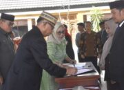 Bupati Bone Bolango Lantik Pejabat Administrator dan Pengawas, Tegaskan Fokus Pelayanan Publik