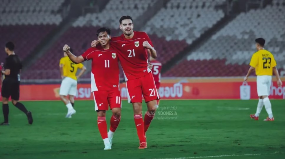 Dua pemain Timnas Indonesia U-23. Foto: Kita Garuda/Timnas Indonesia/Ulanda.id