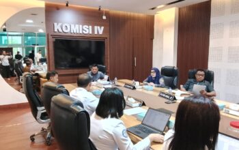 Komisi IV Bidang Kesejahteraan Sosial dan Iptek DPRD Provinsi Gorontalo menggelar rapat kerja membahas optimalisasi sistem layanan kesehatan di daerah, Senin (15/9), di ruang rapat Komisi IV DPRD/Ulanda.id